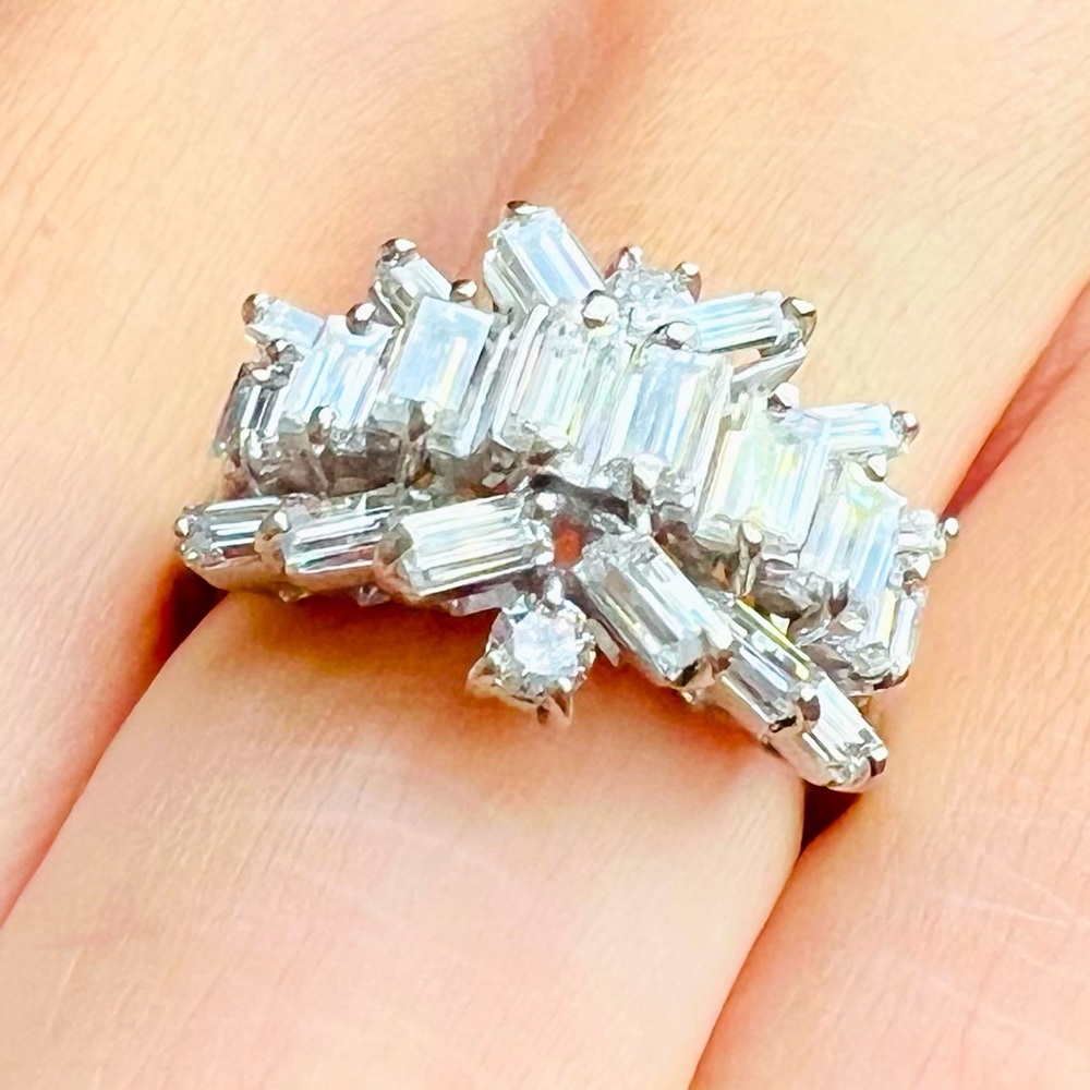 🌟HP🌟18K White Gold Diamond Ring